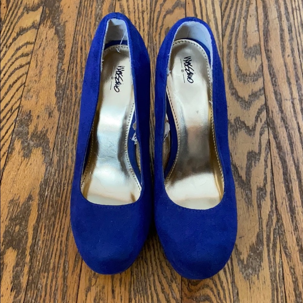 Royal blue closed toe Mossimo wedges